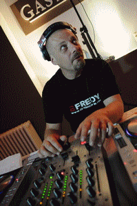 < DJ-Fredy - DJ vjenčanja>